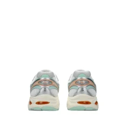 1203A275-108 Sneakers