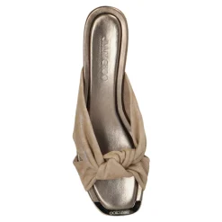 Avenue Wedge 50