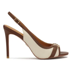 Bruine en beige leren en stoffen sandalen.Dit product valt klein uit.
