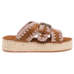 Clog Eskimo Platform