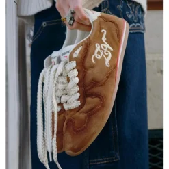 Lage leren sneakers
