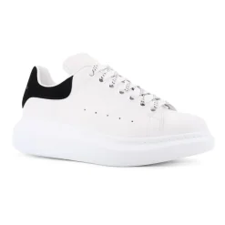 Oversized Sneaker