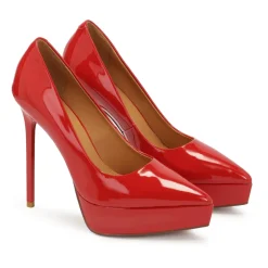Rode gelakte platformpumps