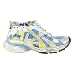 Runner Sneakers