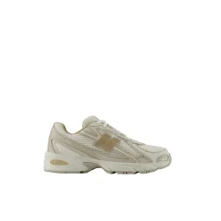 Running Shoes