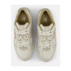 Running Shoes