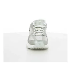 U530 Z6 Sneakers