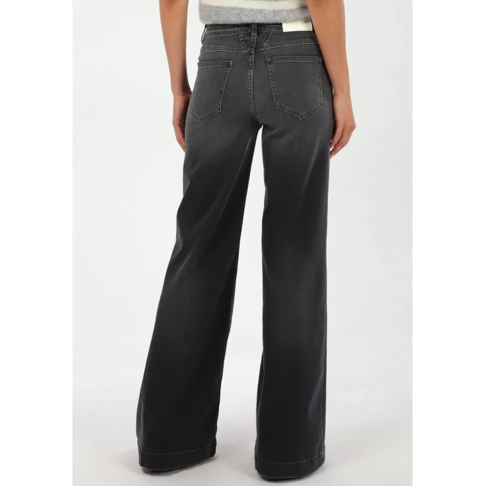 Wide Jeans