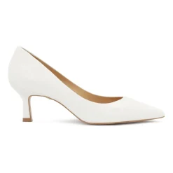Witte lage hakken pumps uit de Trouwcollectie
