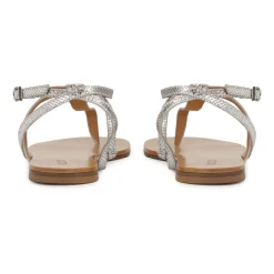 Zilveren reliëflederen platte sandalen